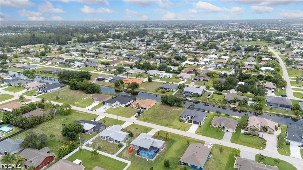 1212 SW 13th Street Cape Coral FL 33991