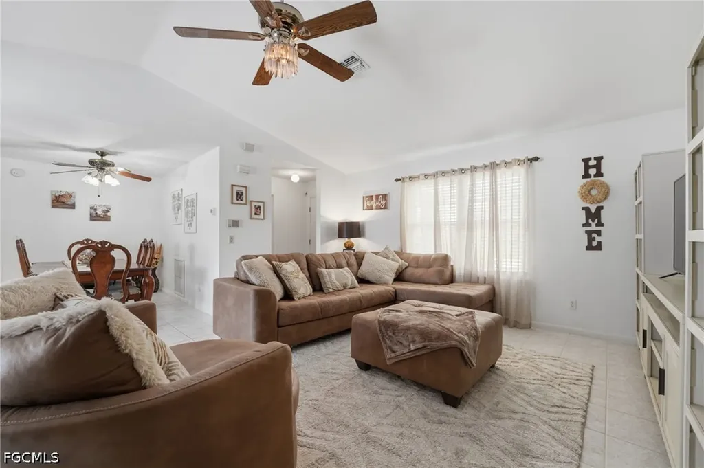 1212 SW 13th Street Cape Coral FL 33991