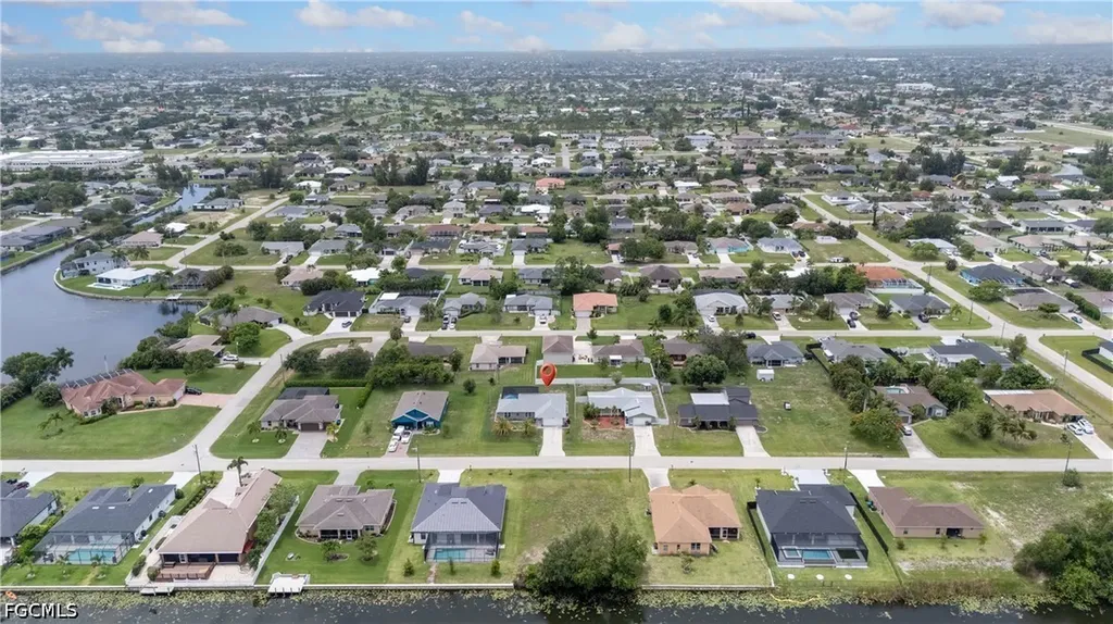 1212 SW 13th Street Cape Coral FL 33991