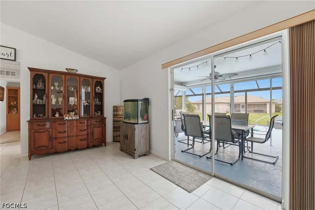 1212 SW 13th Street Cape Coral FL 33991