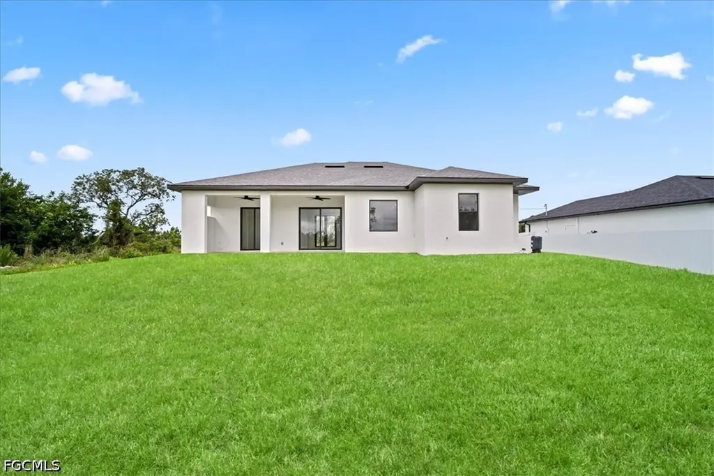3371 Meadow Road Lehigh Acres FL 33974