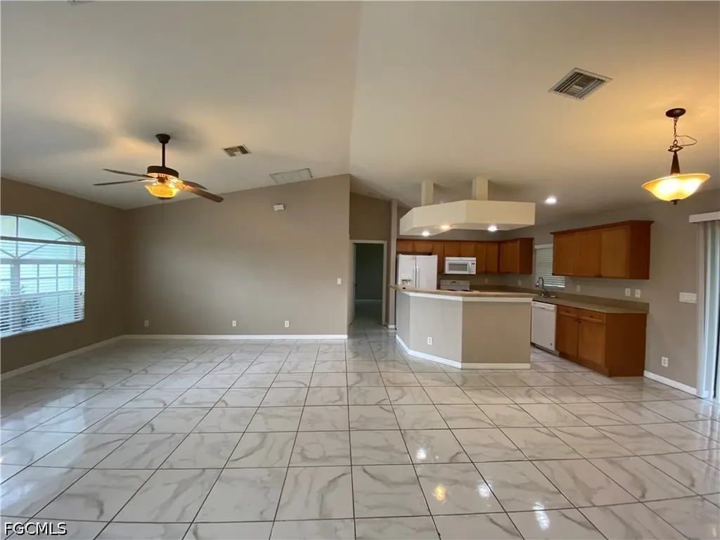 306 NE 14th Terrace Cape Coral FL 33909