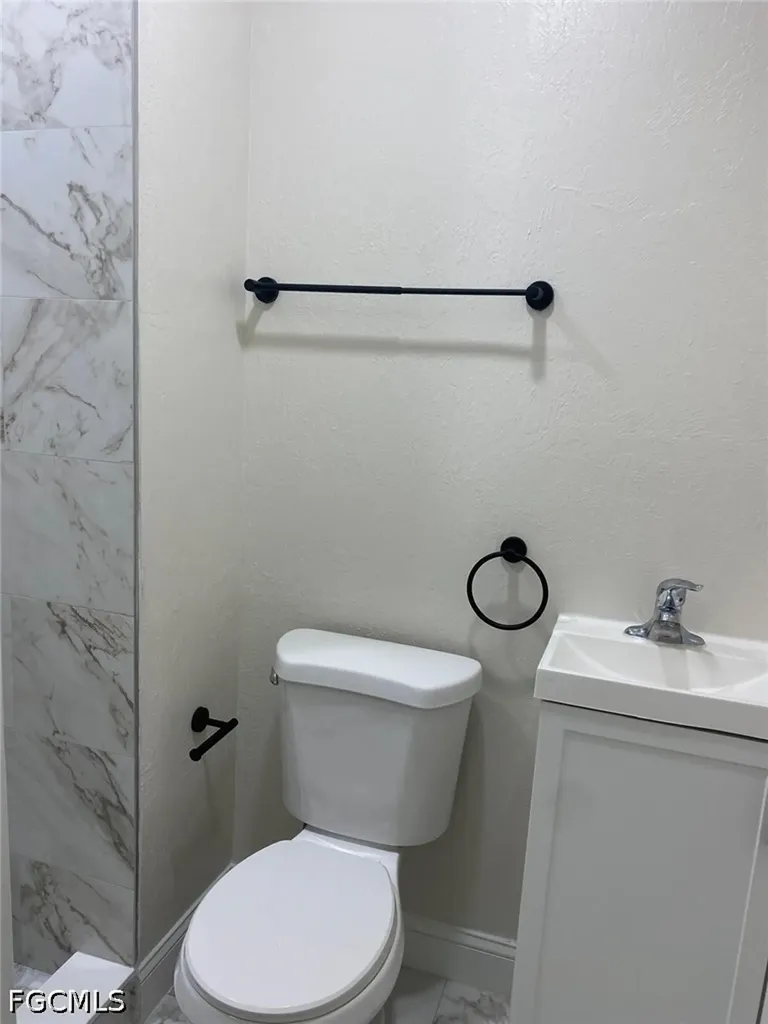 2017 NW 1st Avenue Cape Coral FL 33993
