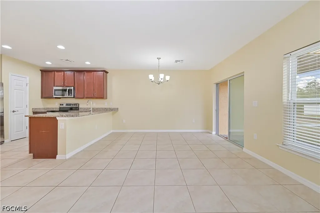 3739 Crofton Court Fort Myers FL 33916