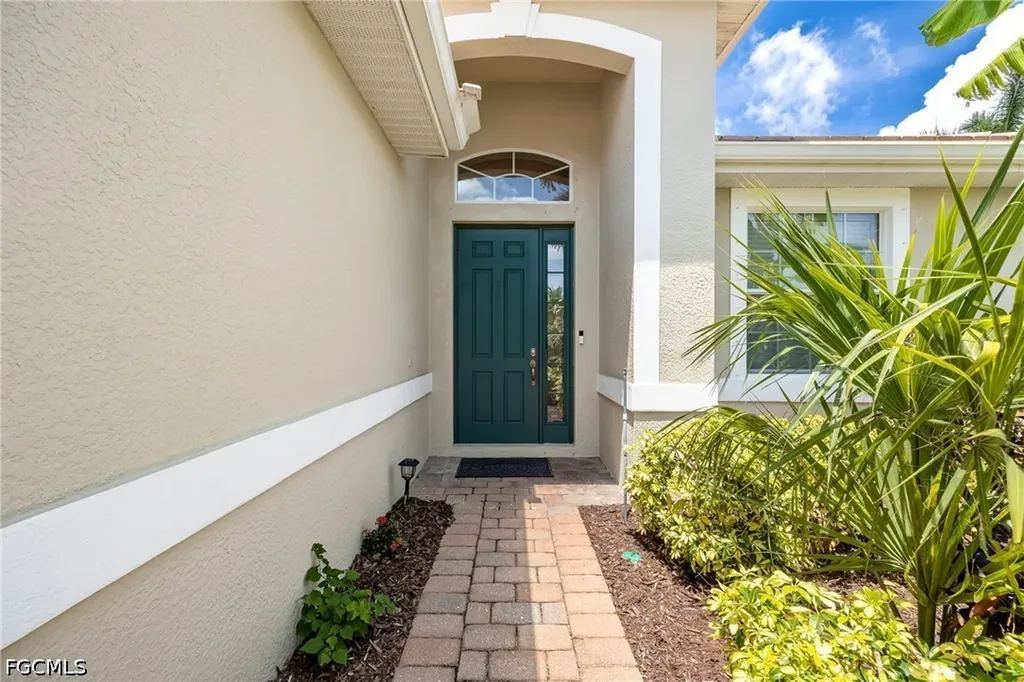 2466 Ashbury Circle Cape Coral FL 33991