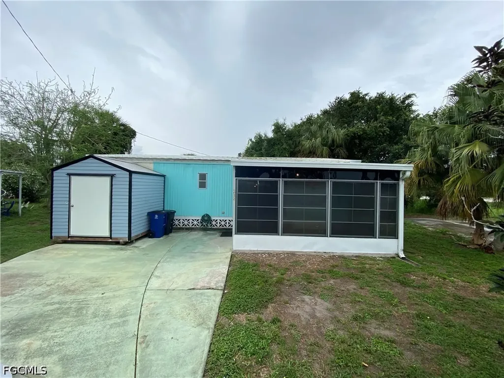 234 Lamplighter Lane North Fort Myers FL 33917
