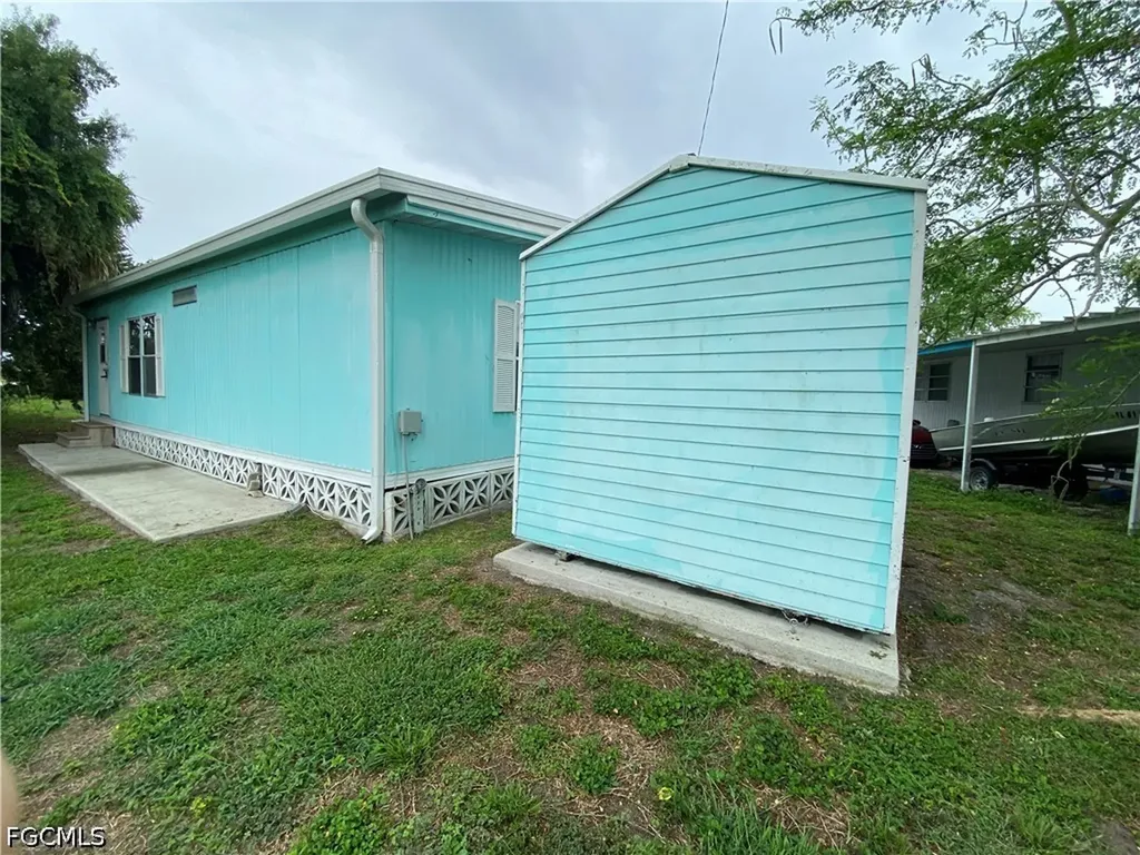 234 Lamplighter Lane North Fort Myers FL 33917