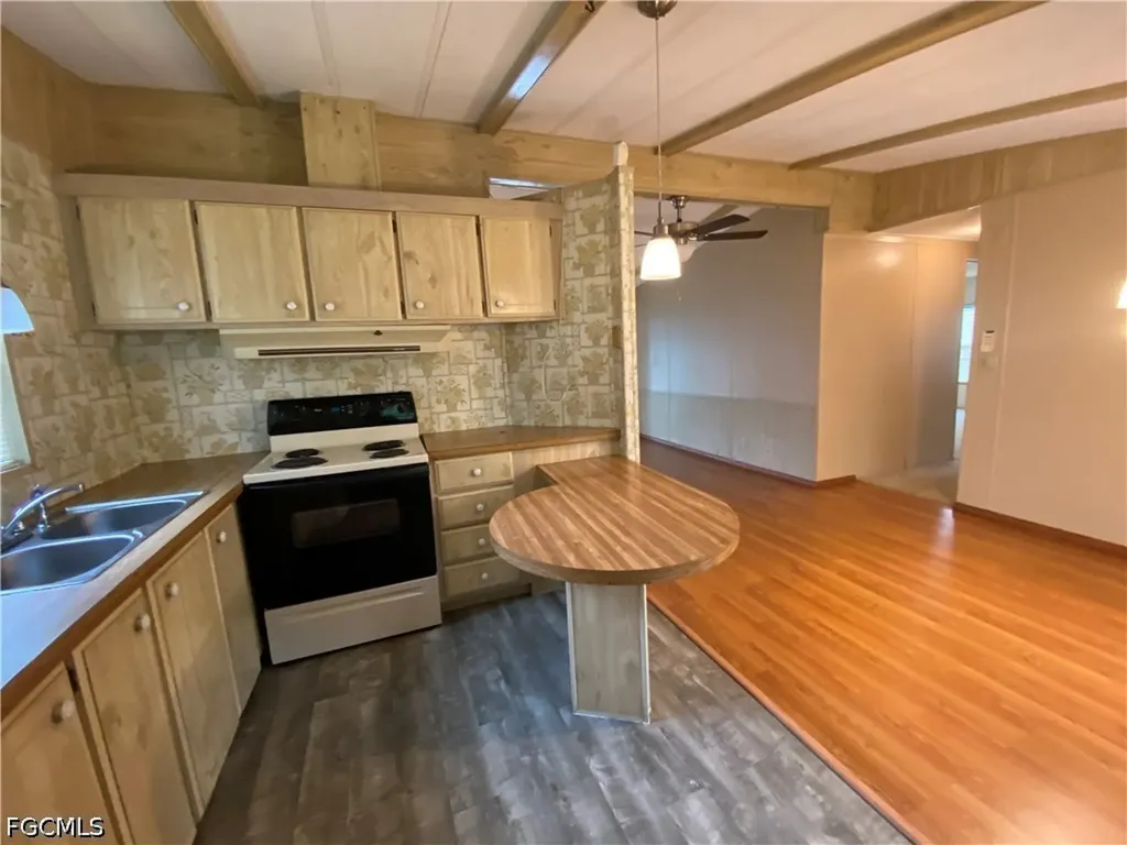 234 Lamplighter Lane North Fort Myers FL 33917