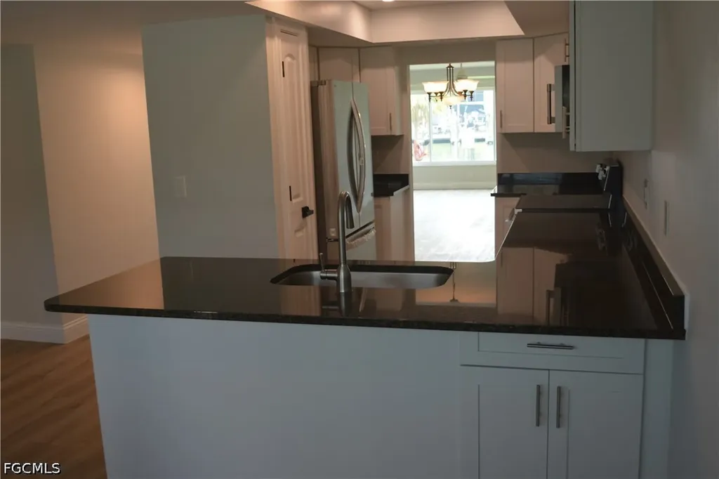 4229 SE 19th Place Cape Coral FL 33904