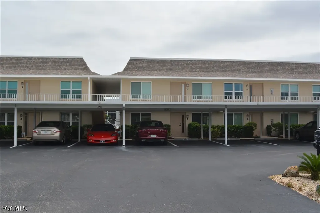 4229 SE 19th Place Cape Coral FL 33904