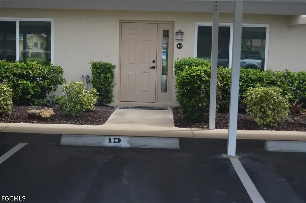 4229 SE 19th Place Cape Coral FL 33904