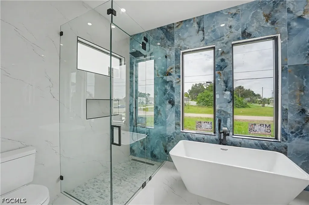 3500 NE 17th Place Cape Coral FL 33909