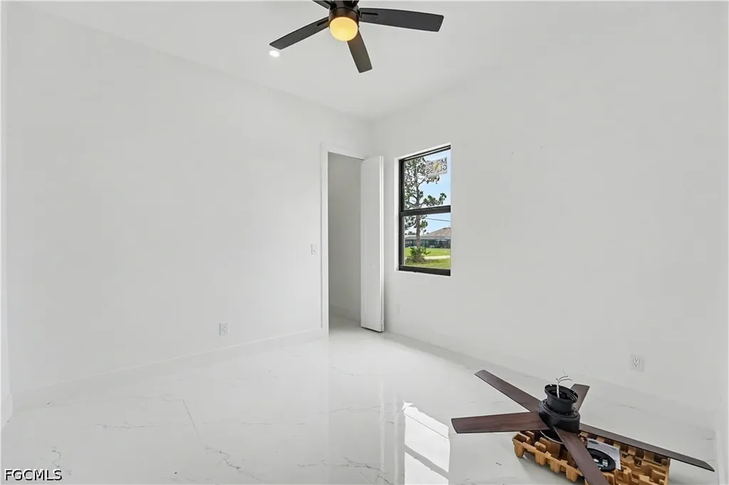 3500 NE 17th Place Cape Coral FL 33909