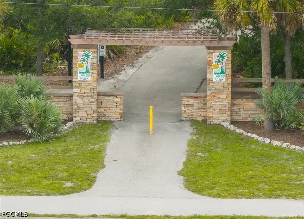 14500 Summerlin Trace Court Fort Myers FL 33919