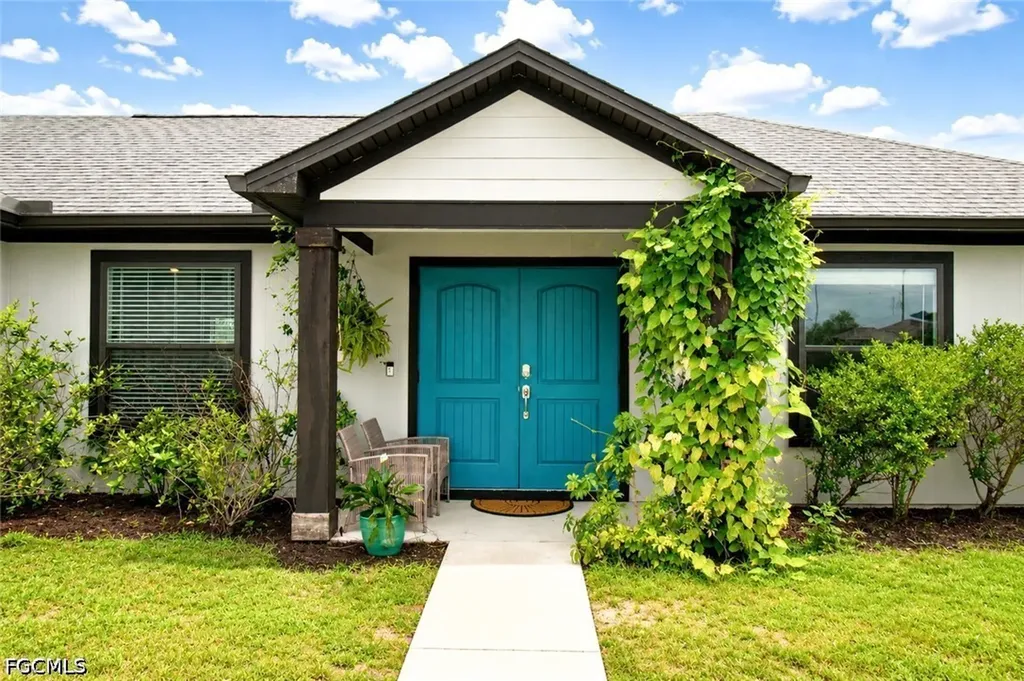 5013 Dania Circle Labelle FL 33935