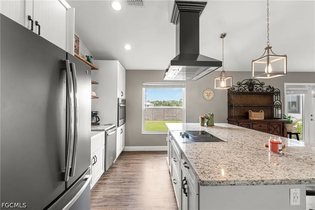 5013 Dania Circle Labelle FL 33935