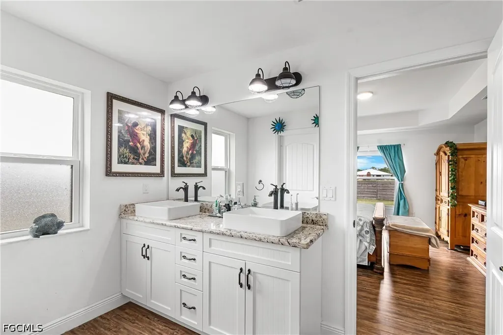 5013 Dania Circle Labelle FL 33935