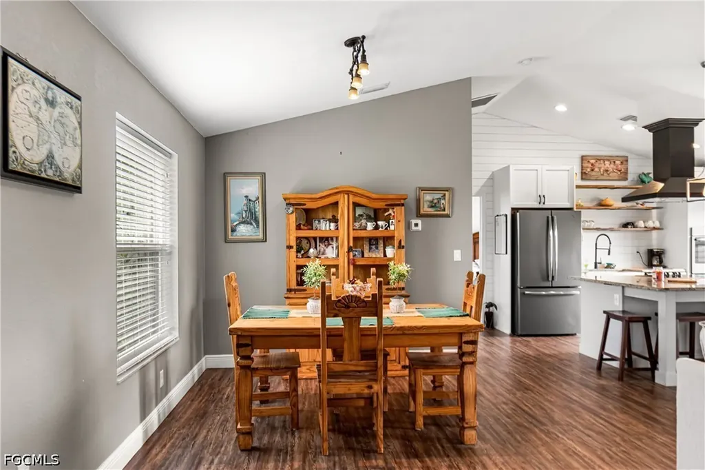 5013 Dania Circle Labelle FL 33935