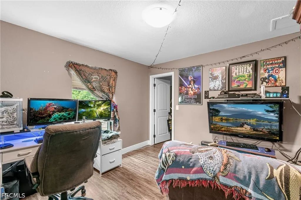 5013 Dania Circle Labelle FL 33935