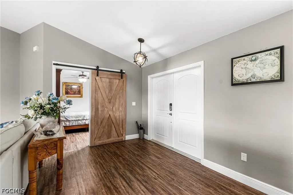 5013 Dania Circle Labelle FL 33935