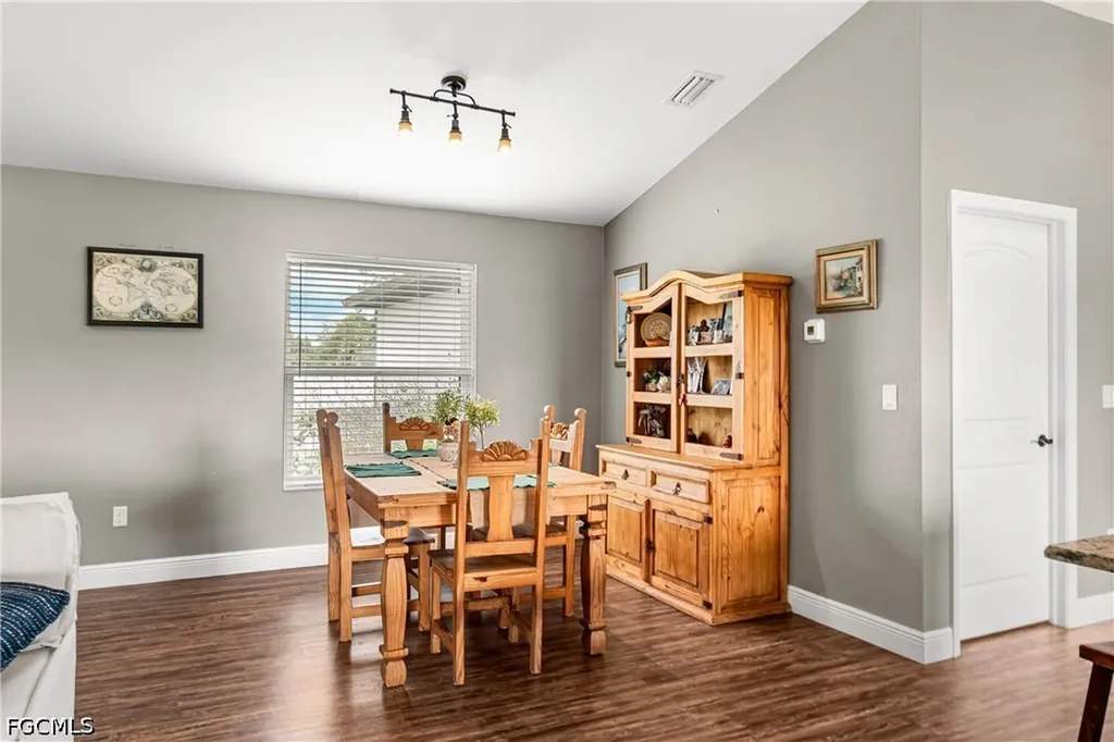 5013 Dania Circle Labelle FL 33935