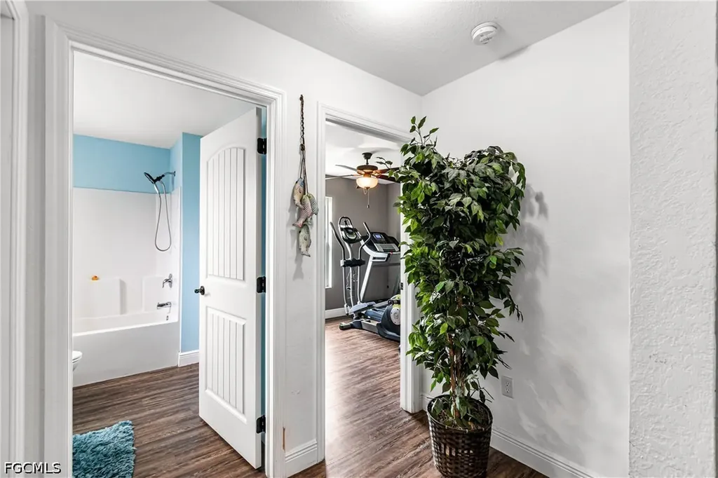 5013 Dania Circle Labelle FL 33935