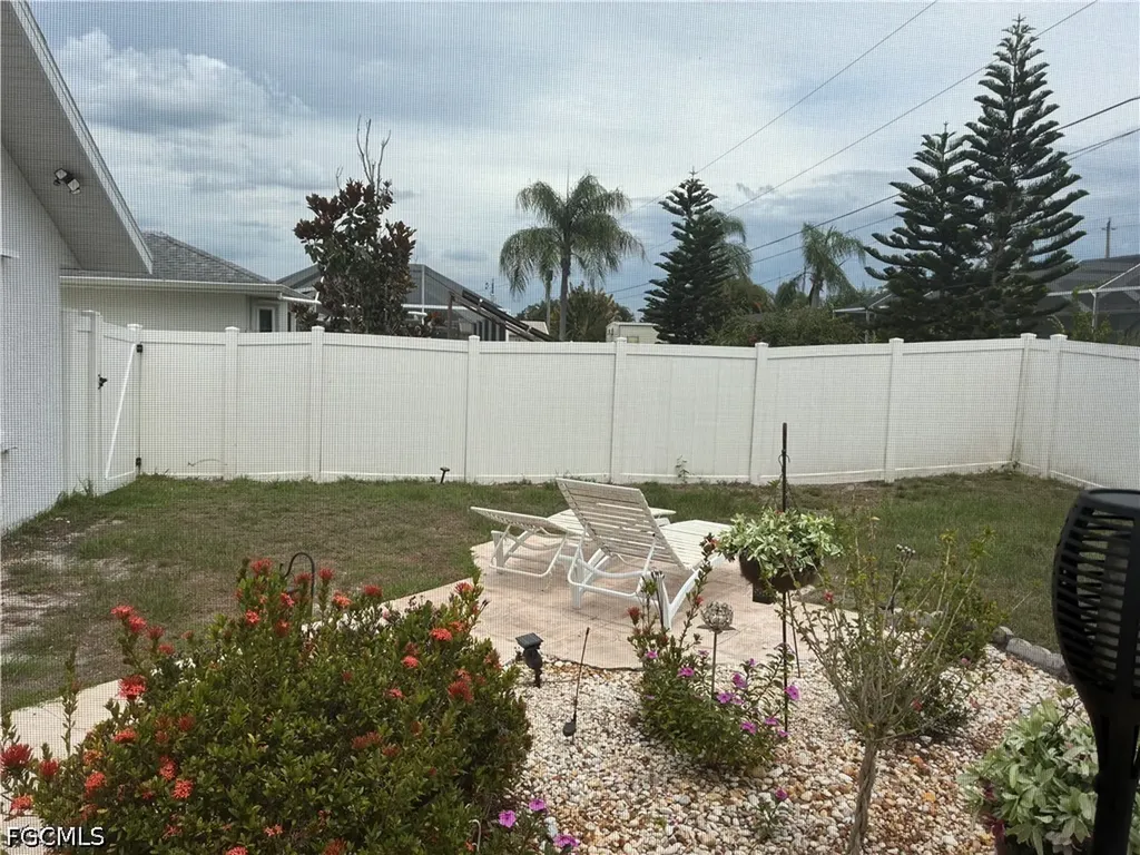 23413 Nelson Avenue Port Charlotte FL 33954