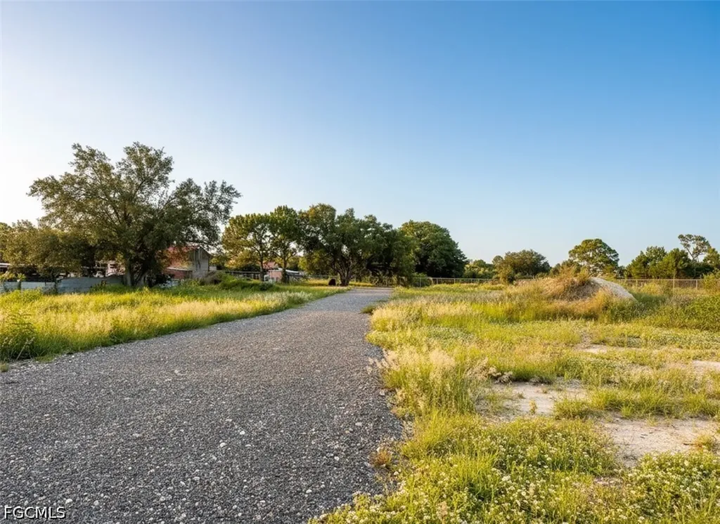 575 S Jinete Street Clewiston FL 33440