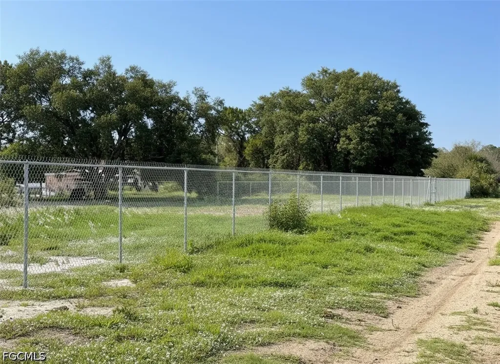 575 S Jinete Street Clewiston FL 33440