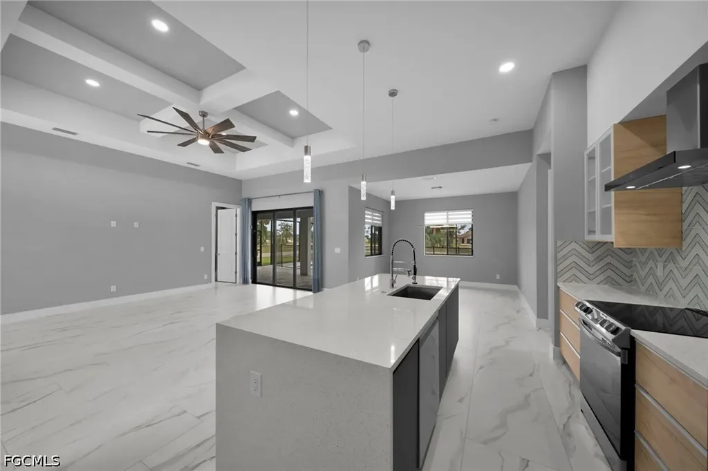 1201 SW 8th Place Cape Coral FL 33991