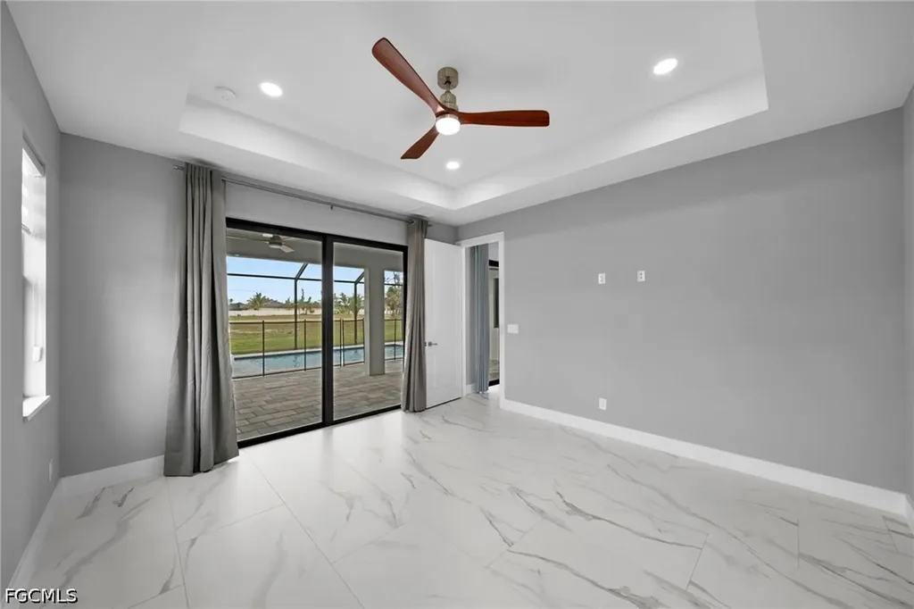 1201 SW 8th Place Cape Coral FL 33991