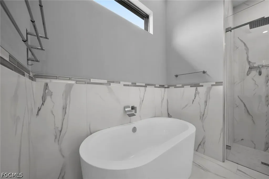 1201 SW 8th Place Cape Coral FL 33991
