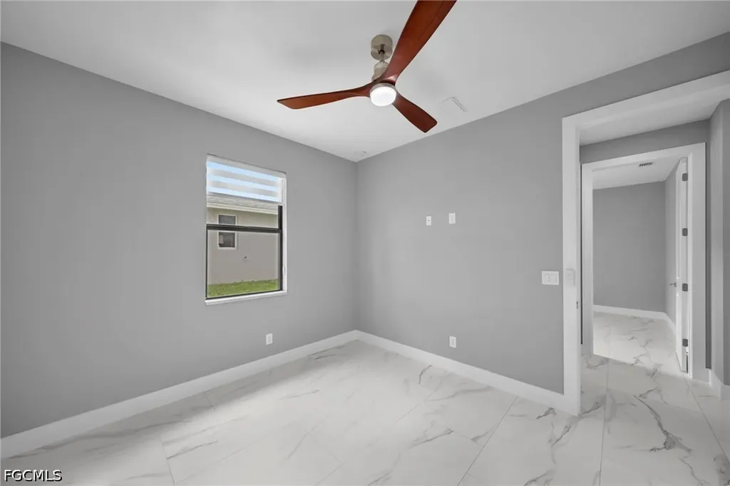 1201 SW 8th Place Cape Coral FL 33991