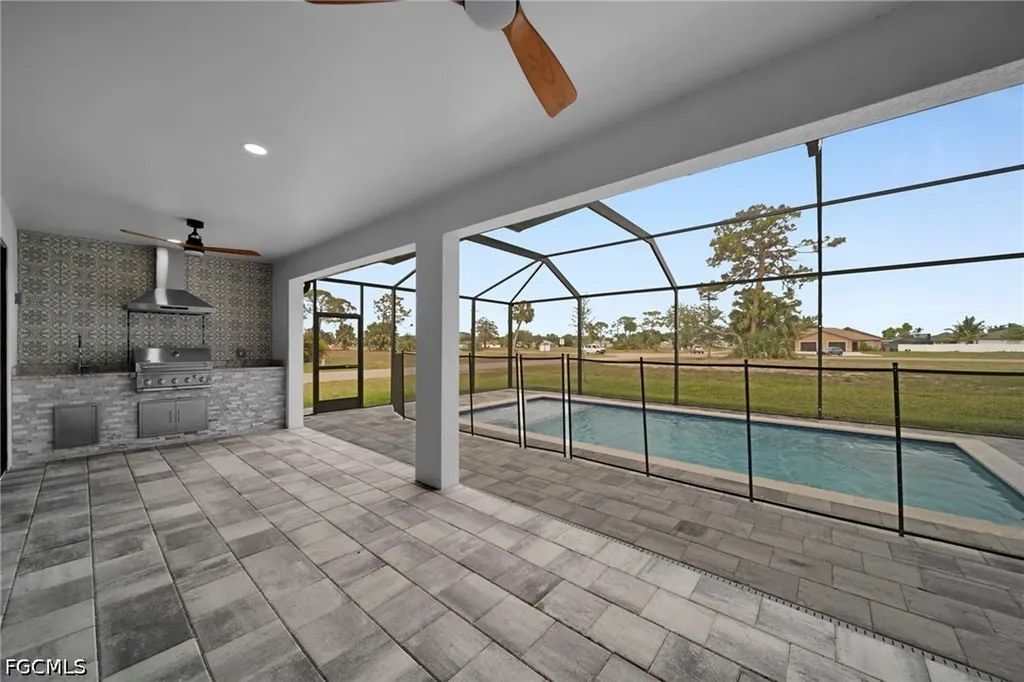 1201 SW 8th Place Cape Coral FL 33991