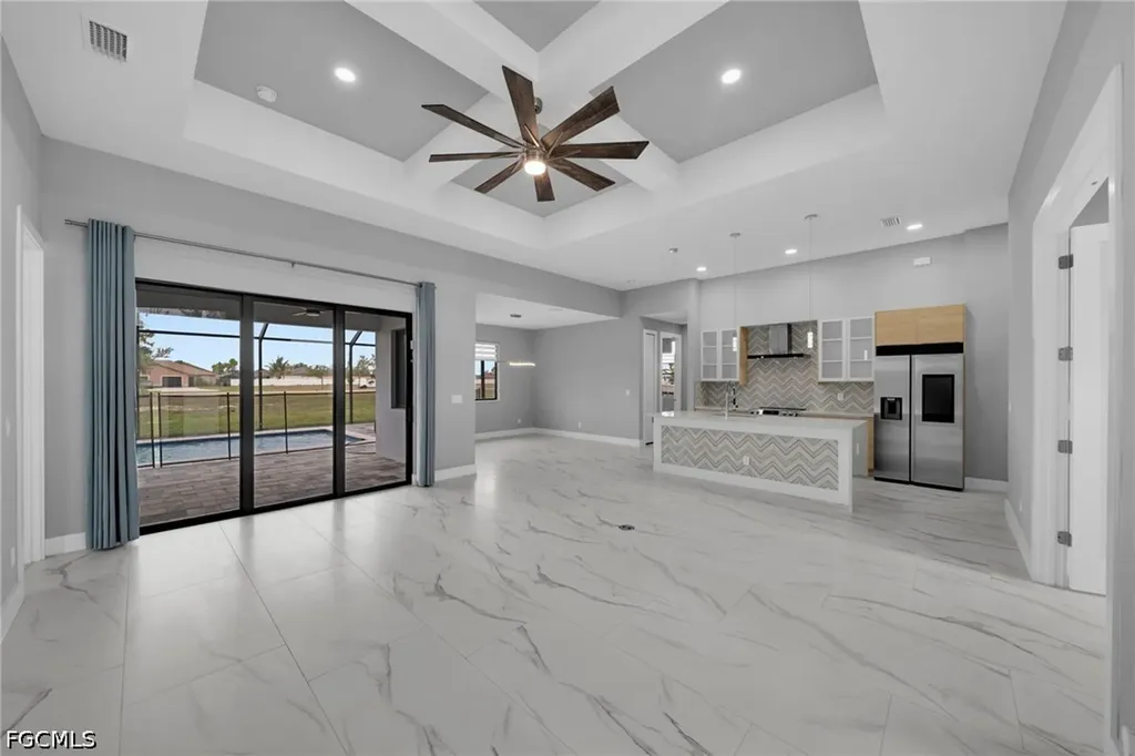 1201 SW 8th Place Cape Coral FL 33991