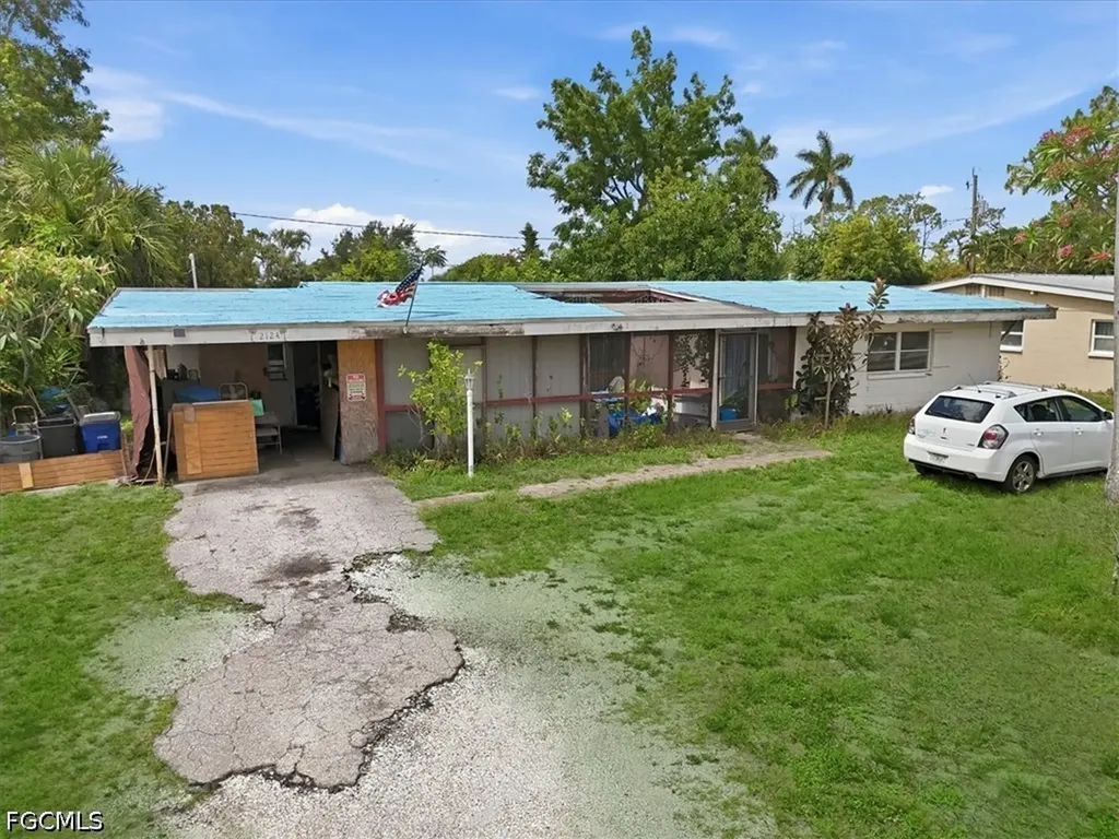 Fort Myers FL, 2124 Sunrise Boulevard