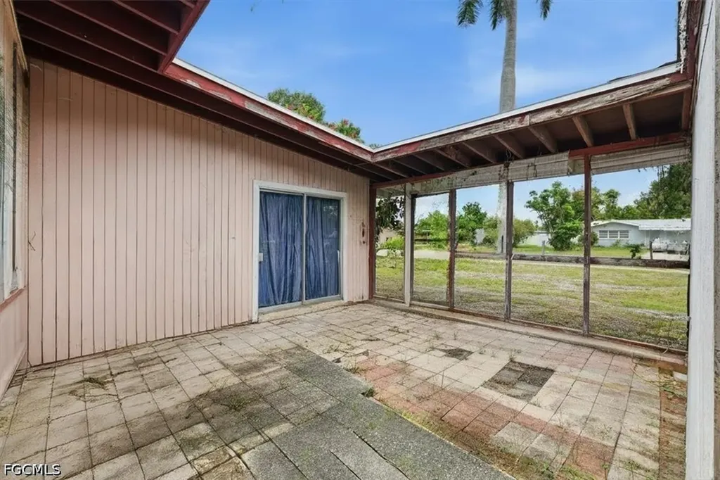 2124 Sunrise Boulevard Fort Myers FL 33907