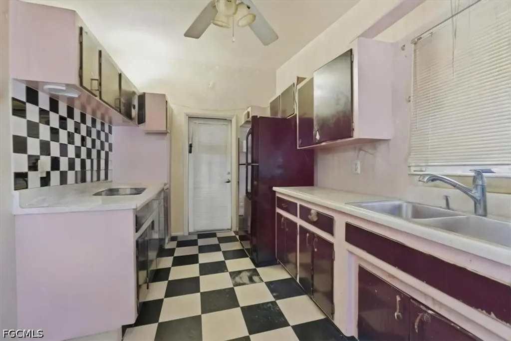 2124 Sunrise Boulevard Fort Myers FL 33907