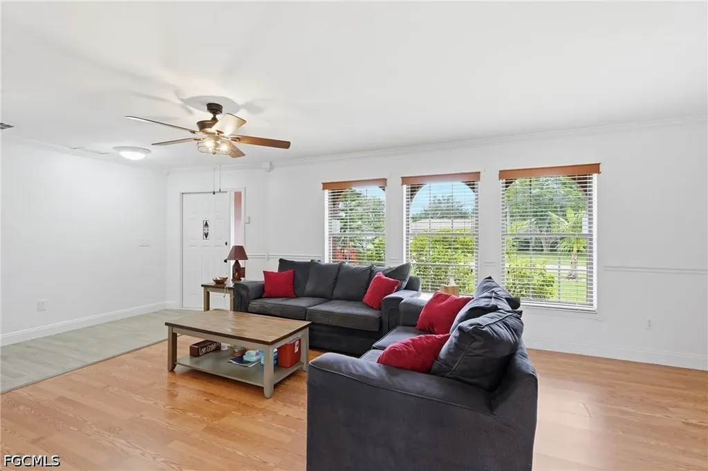 139 SE 30th Street Cape Coral FL 33904