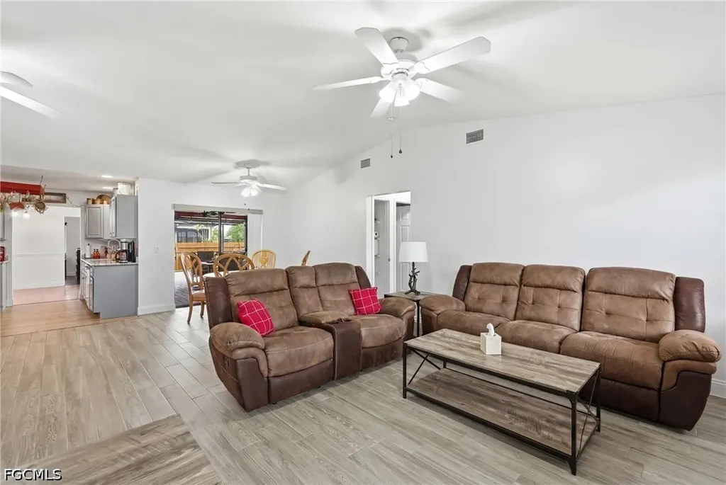 139 SE 30th Street Cape Coral FL 33904