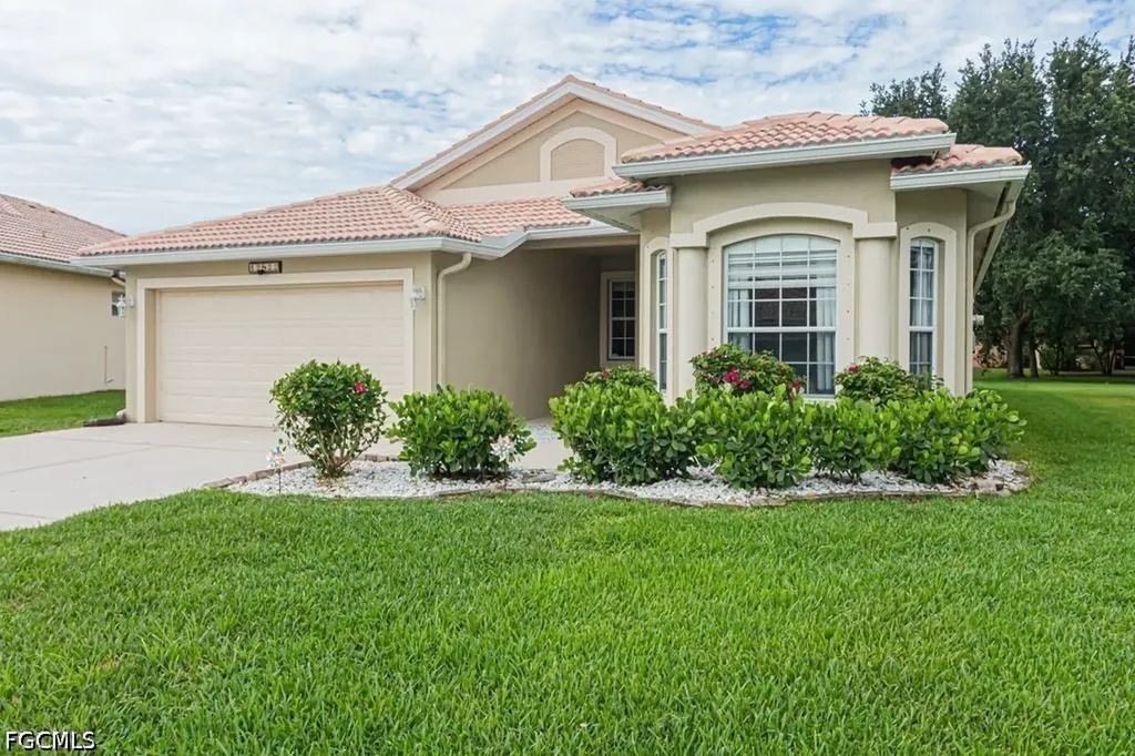 12822 Ivory Stone Loop Fort Myers FL 33913