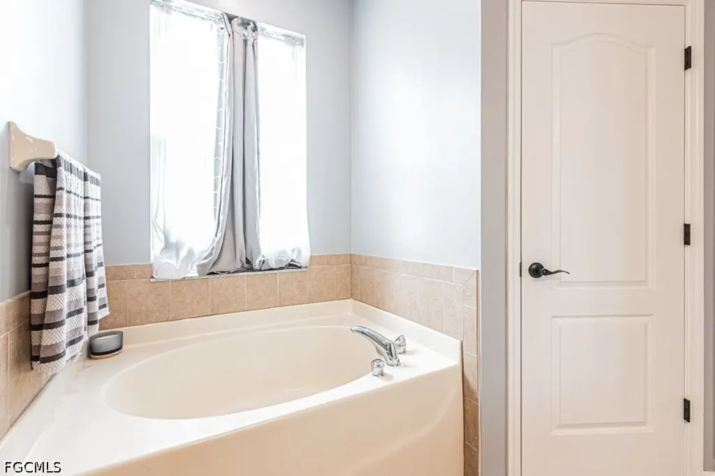 12822 Ivory Stone Loop Fort Myers FL 33913