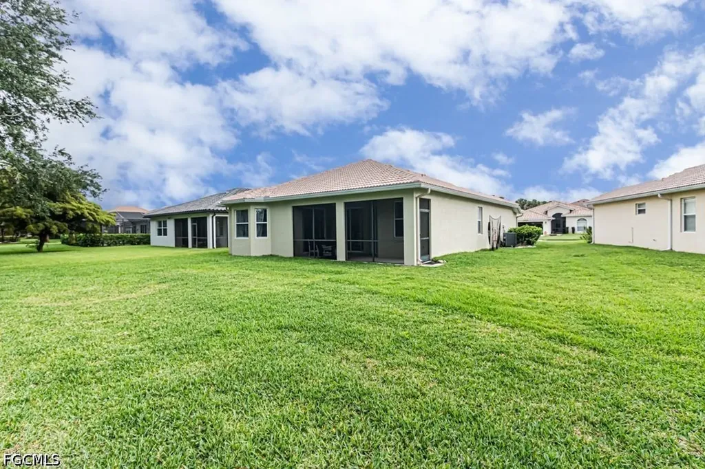 12822 Ivory Stone Loop Fort Myers FL 33913