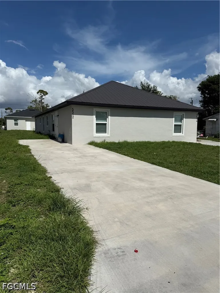 5514 9th Avenue Fort Myers FL 33907