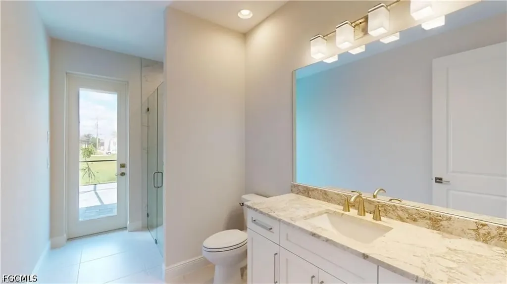 2809 Cape Coral Parkway W Cape Coral FL 33914