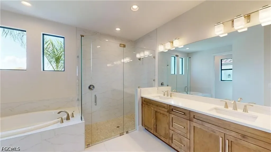 2809 Cape Coral Parkway W Cape Coral FL 33914