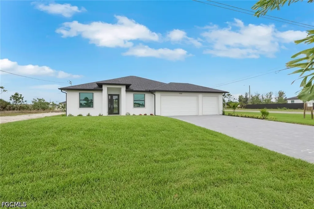 Cape Coral FL, 1920 NE 42nd Terrace