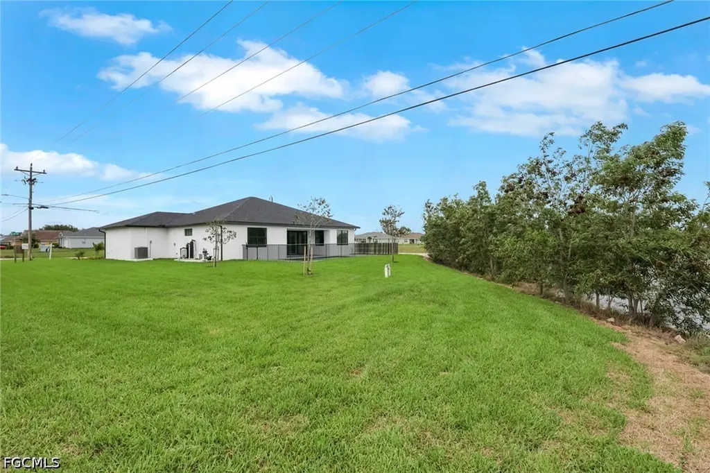1920 NE 42nd Terrace Cape Coral FL 33909