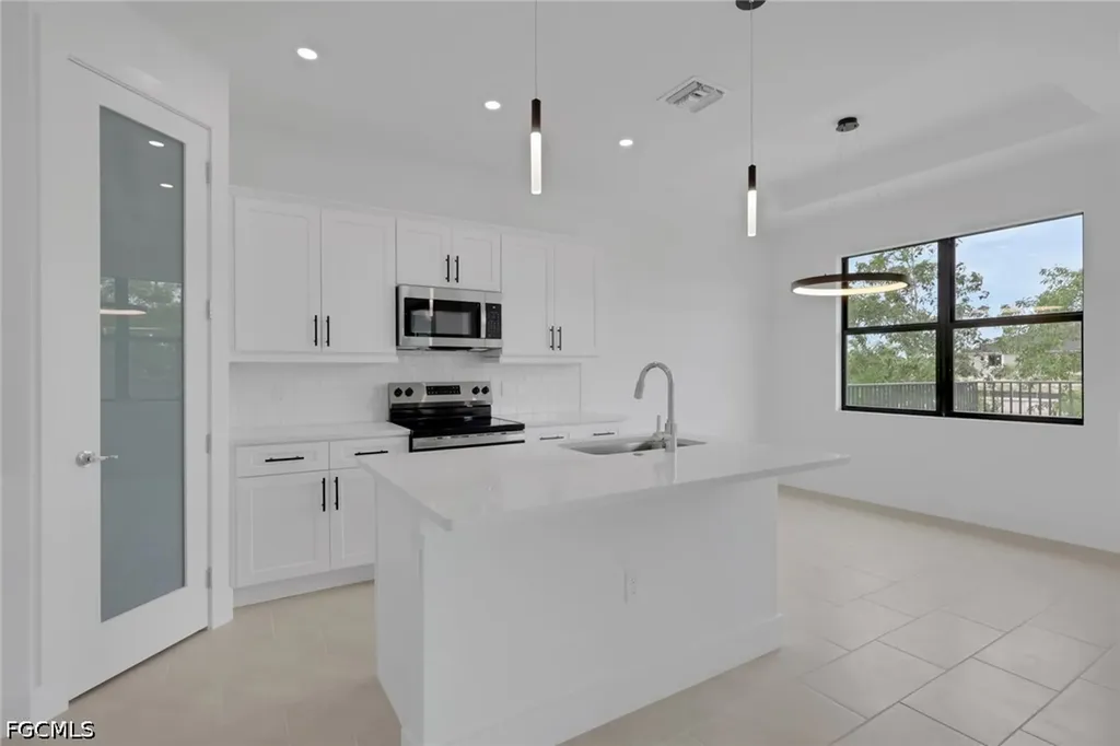 1920 NE 42nd Terrace Cape Coral FL 33909