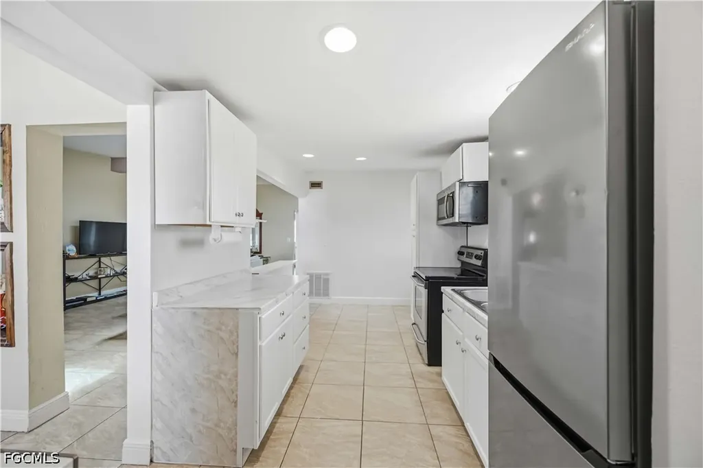 2409 Ednor Street Port Charlotte FL 33952